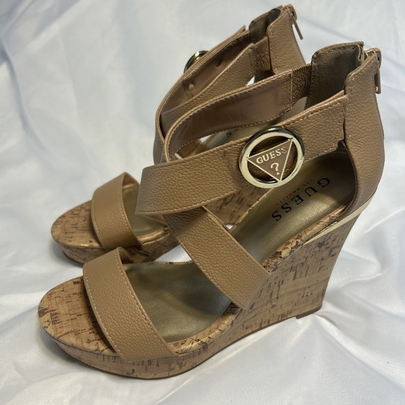 GUESS Los Angeles Women's Wedge Sandals Size 8M Taupe Tan Strappy Zipper Back - Picture 1 of 16